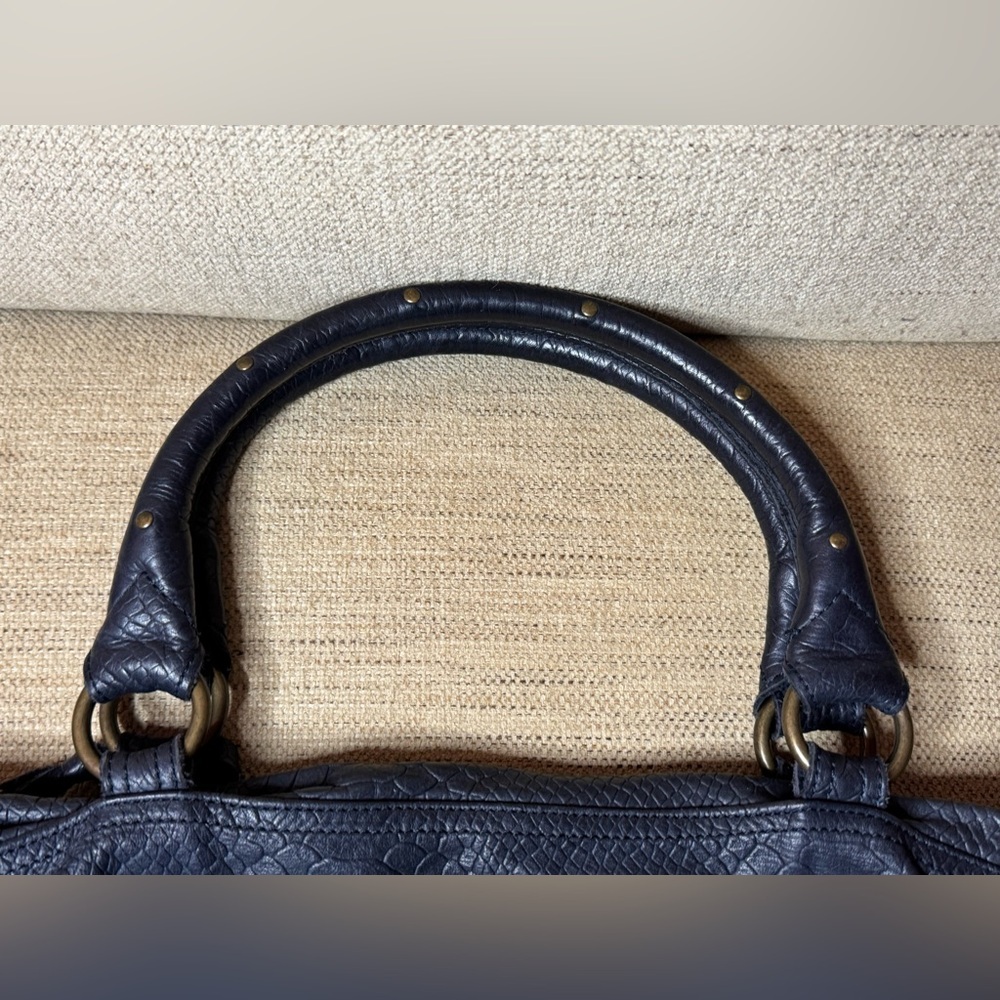 Moni Moni Splendor Tote Satchel PRICE DROP! - Picture 9 of 13